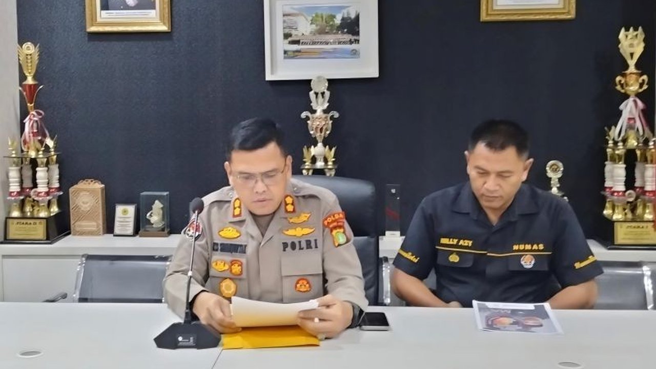 Polda Metro Jaya menetapkan 13 tersangka terkait kericuhan di depan Gedung DPR/MPR pada May Day 1 Mei 2024, dan melayangkan surat panggilan; tiga tersangka lainnya diduga menyerang tim medis.