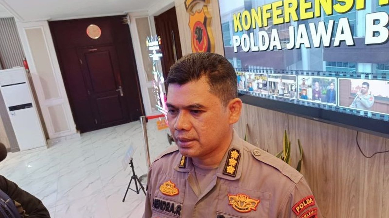 Insiden ledakan saat pemusnahan amunisi di Garut mengakibatkan 11 korban jiwa, terdiri dari 2 anggota TNI dan 9 warga sipil.