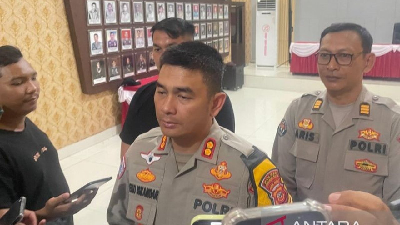 Sebelas saksi telah diperiksa polisi terkait kasus dugaan pelecehan seksual terhadap remaja disabilitas di Cirebon oleh oknum perawat, termasuk keluarga korban dan pihak rumah sakit.