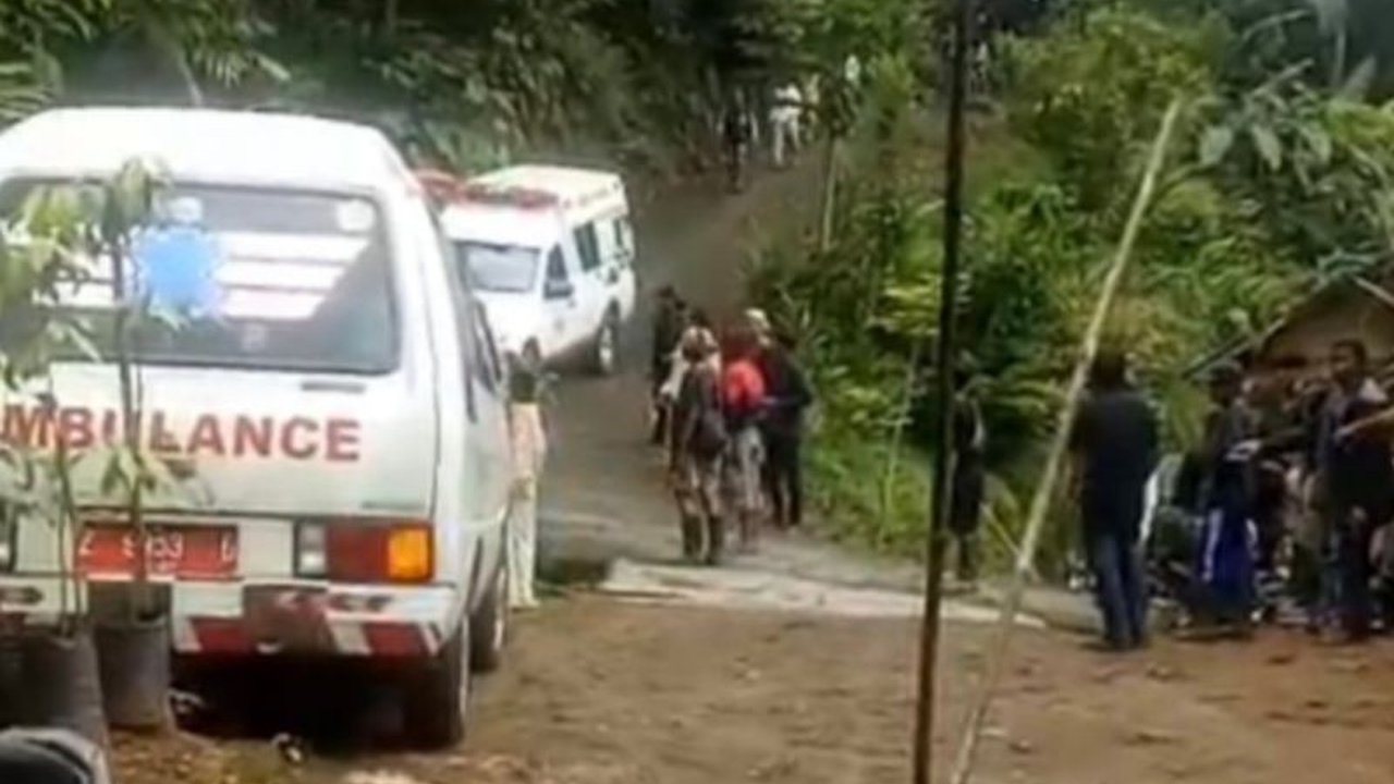 TNI AD akan menginvestigasi ledakan detonator saat pemusnahan amunisi di Garut yang mengakibatkan 13 orang meninggal dunia, empat di antaranya anggota TNI.