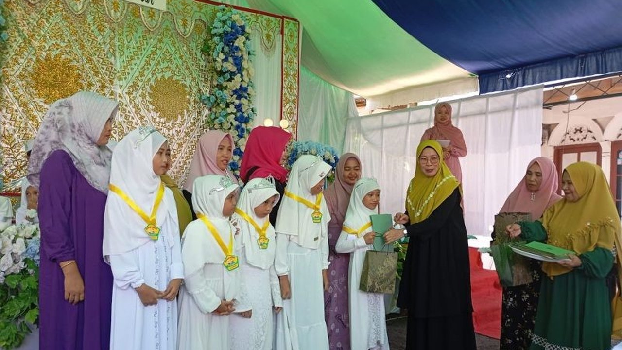Kementerian Agama Kota Kotamobagu, Sulawesi Utara, meningkatkan kualitas SDM santri melalui pendidikan dini di TPQ, mencetak generasi berakhlak mulia dan memahami Al-Quran.