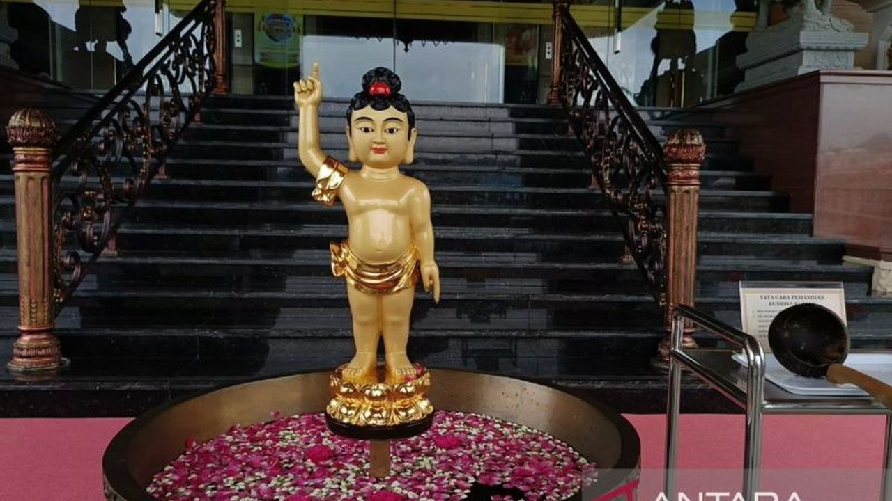 Aksi Sosial dan Ragam Budaya Meriahkan Perayaan Waisak di Samarinda