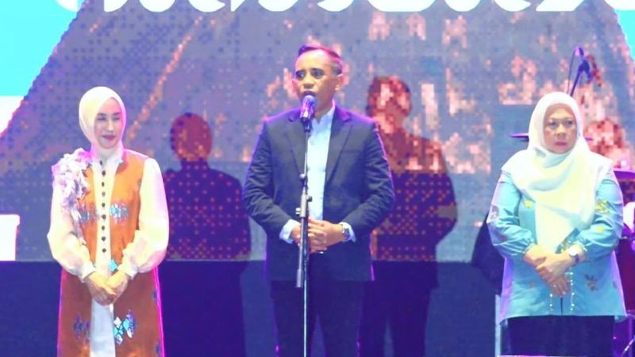 Gubernur Sulawesi Tengah berharap acara Semarak Sulteng Nambaso 2025 dapat membangkitkan semangat cinta daerah dan mendorong kemajuan Sulteng.