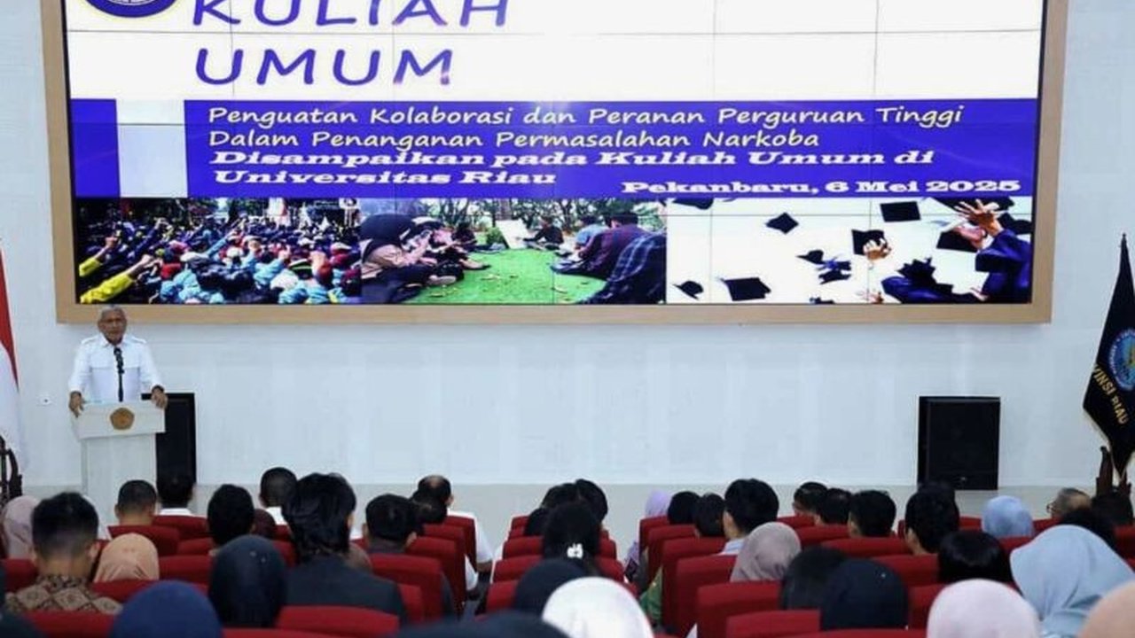 Kepala BNN, Komjen Pol. Marthinus Hukom, mengungkapkan bahwa wilayah pesisir dan perbatasan Indonesia sangat rentan terhadap penyelundupan narkoba akibat geografis dan budaya.