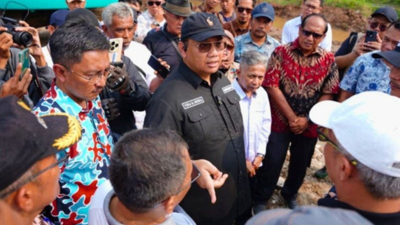 Ombudsman RI mengawal proses revitalisasi irigasi Curug Agung Subang agar berjalan tanpa merugikan warga, dengan menunda sementara penggusuran dan memastikan adanya keadilan dan ganti rugi.