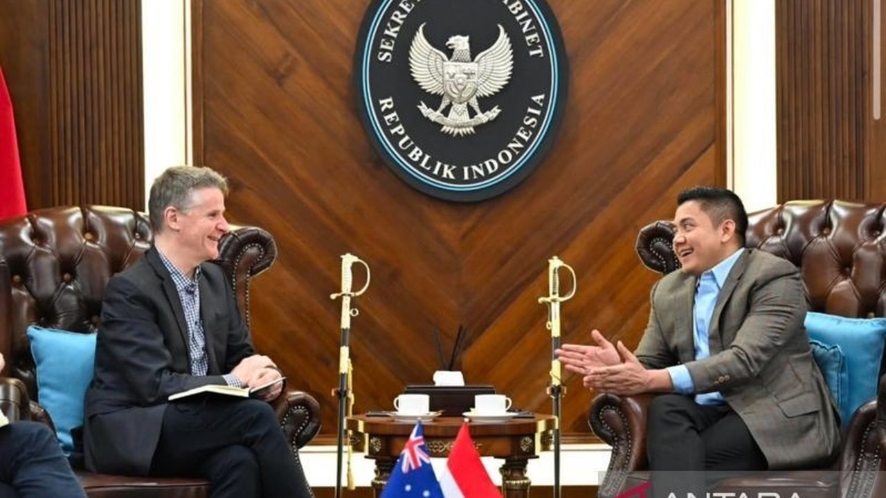 Sekretaris Kabinet Teddy Indra Wijaya dan Dubes Australia bahas kunjungan Perdana Menteri Australia Anthony Albanese ke Indonesia pada Mei 2025 mendatang untuk membahas peningkatan kerja sama bilateral di berbagai bidang.