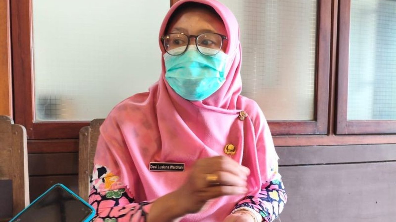 Dinas Kesehatan Tulungagung telah memberikan vaksin meningitis kepada 89 calon haji cadangan, namun stok vaksin terbatas dan koordinasi dengan provinsi serta daerah lain tengah dilakukan.