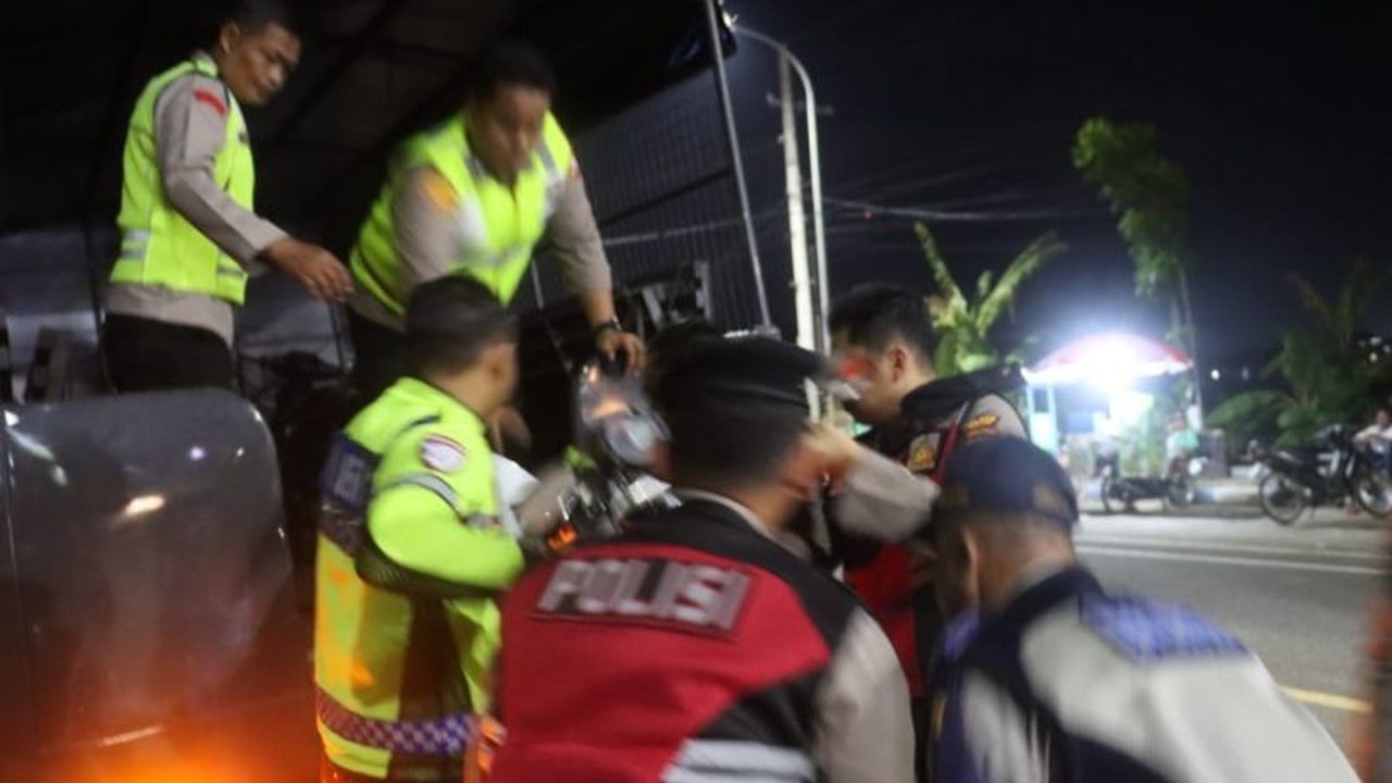 Polres Pacitan gencar melakukan razia balap liar dan knalpot brong untuk menekan angka kecelakaan dan menjaga ketertiban di wilayah Pacitan.