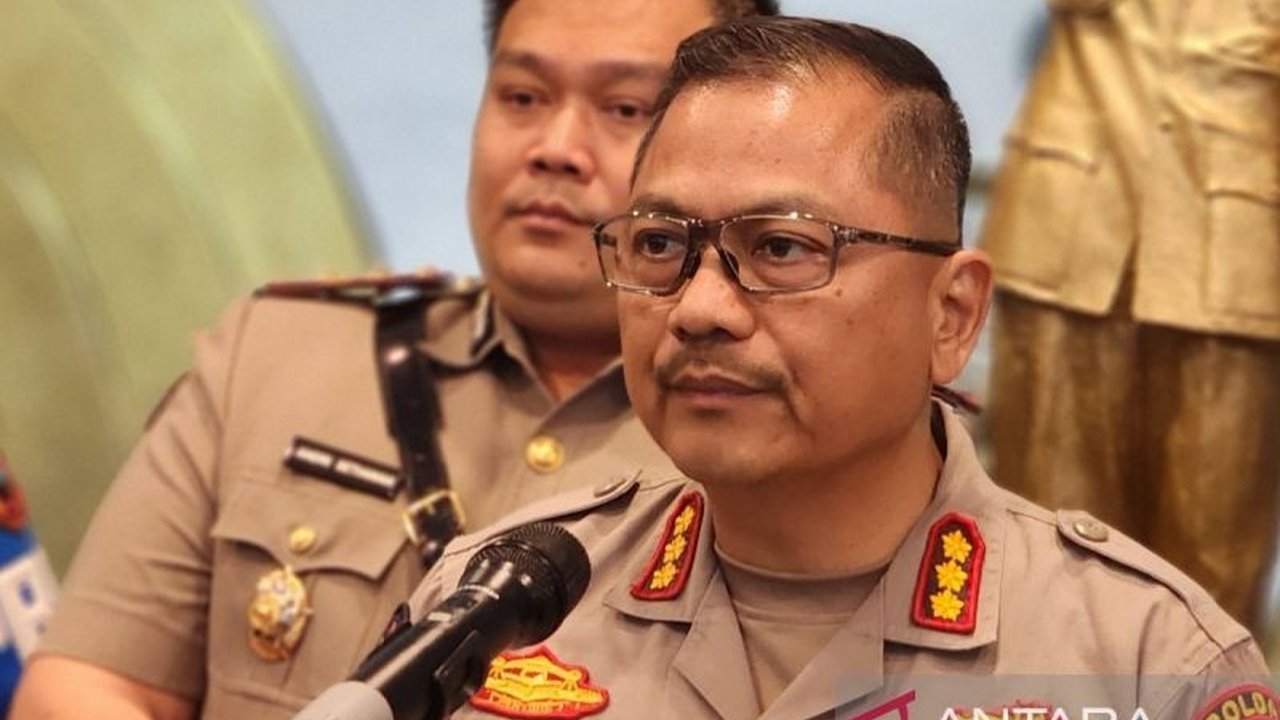 Operasi Aman Candi 2025 di Jawa Tengah berhasil menurunkan angka gangguan kamtibmas secara signifikan, khususnya tindak pidana premanisme, menciptakan iklim investasi yang kondusif.