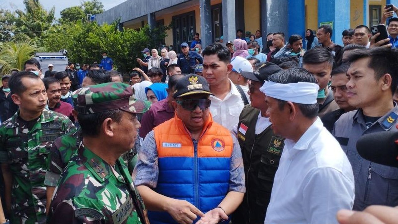 Pemerintah Kabupaten Garut akan mendata keluarga korban ledakan amunisi di Cibalong untuk mendapatkan bantuan Rp50 juta per keluarga dari Pemprov Jabar, termasuk biaya pendidikan anak-anaknya.