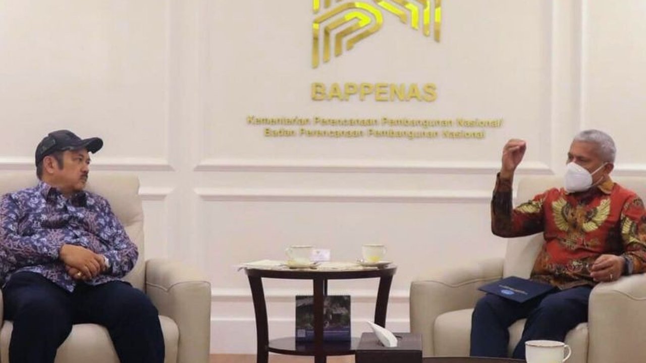 Badan Narkotika Nasional (BNN) mengungkapkan potensi transaksi narkoba ilegal di Indonesia mencapai angka fantastis Rp524 triliun per tahun, jauh lebih besar dari anggaran program Makan Bergizi Gratis.