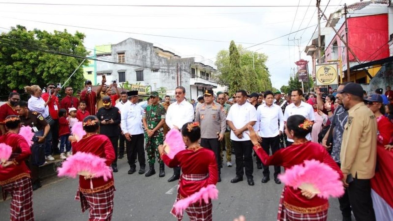 Polda Maluku menekankan pentingnya pendekatan budaya dalam memperkuat Kamtibmas di Maluku Tenggara, dengan Kapolda Maluku mengapresiasi inisiatif Pemda setempat yang telah menggelar pentas budaya sebagai langkah strategis membangun kesadaran kolektif masy