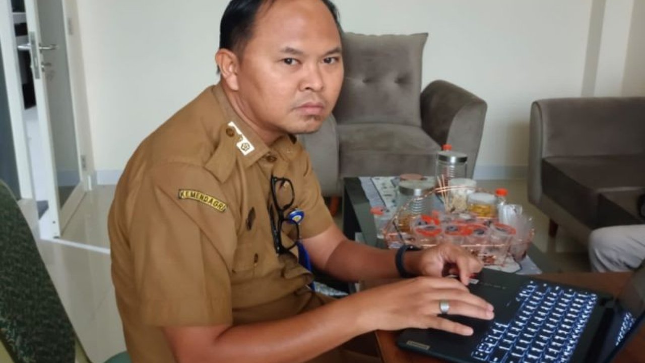 Dinas PUPR Banjarbaru akan mengerjakan 27 paket proyek Sumber Daya Air (SDA) senilai Rp50 miliar pada tahun 2025, termasuk normalisasi sungai dan pembangunan kolam retensi untuk mencegah banjir.