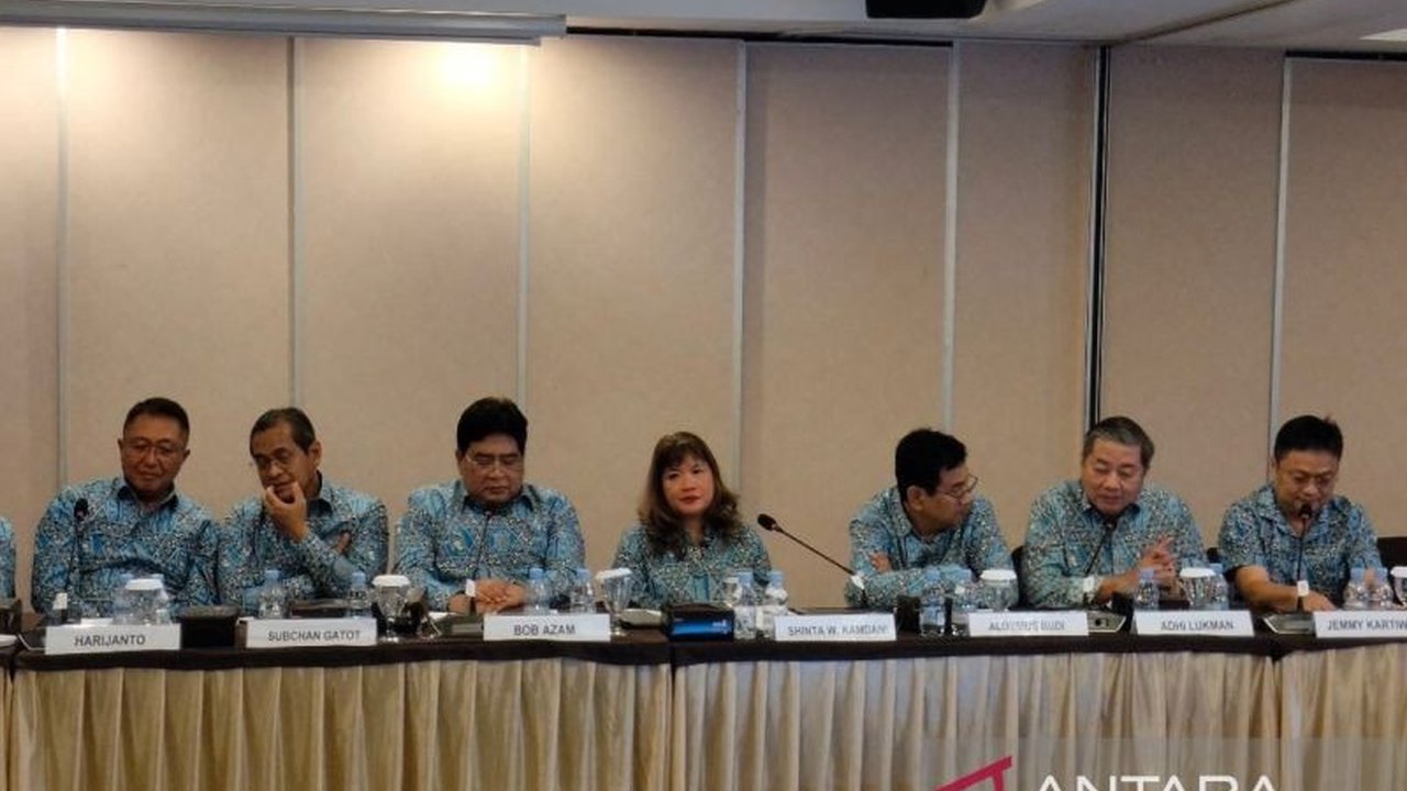 Asosiasi Pengusaha Indonesia (Apindo) memberikan apresiasi positif terhadap pembentukan Satgas Penanganan Premanisme oleh pemerintah, yang dinilai mampu melindungi keamanan berusaha dan investasi.