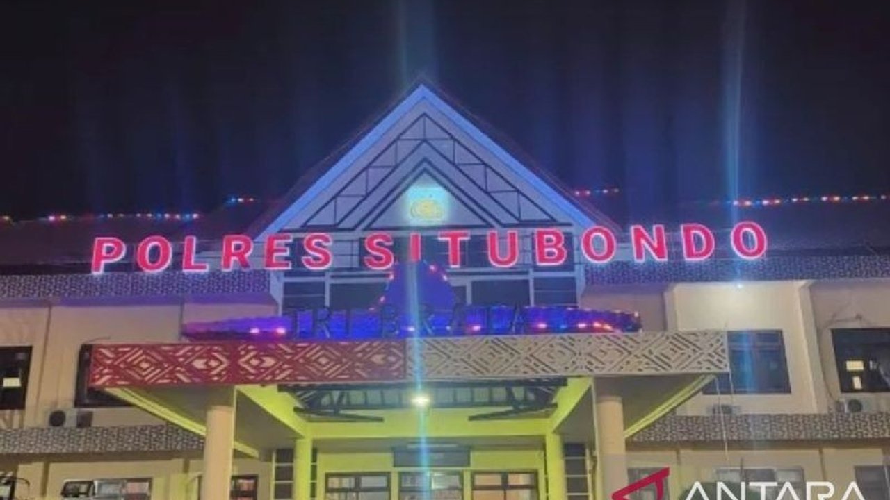 Polres Situbondo tengah menangani kasus dugaan pembakaran seorang pelajar SD berusia 10 tahun oleh empat teman sebayanya; korban mengalami luka bakar serius dan kini dirawat intensif.