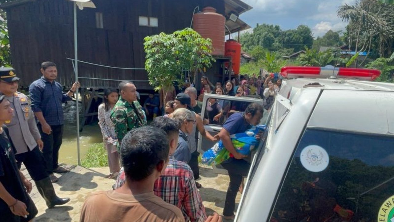 Tim SAR gabungan berhasil menemukan Nabil Sarim (2 tahun) yang terseret arus banjir di Samarinda, Kalimantan Timur, namun dalam kondisi meninggal dunia setelah pencarian selama dua hari.