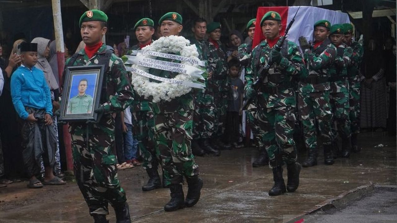 Ledakan amunisi TNI AD di Garut menewaskan 13 orang; Jakarta Defense Society (JDS) soroti pentingnya kepatuhan pada SOP dan peran masyarakat sipil.