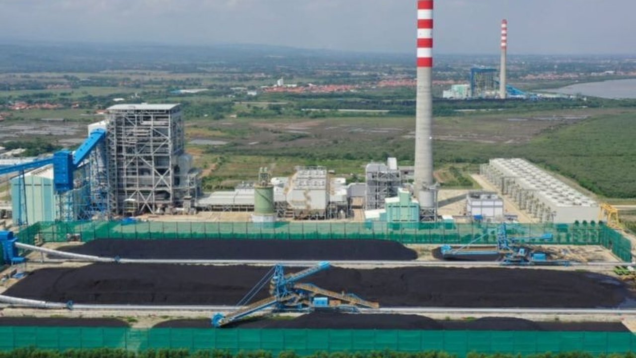 Wakil Ketua Umum Kadin Indonesia, Heru Dewanto, diperiksa KPK sebagai saksi kasus dugaan suap izin pembangunan PLTU Cirebon, terkait perannya sebagai mantan Presiden Direktur PT Cirebon Energi Prasarana.