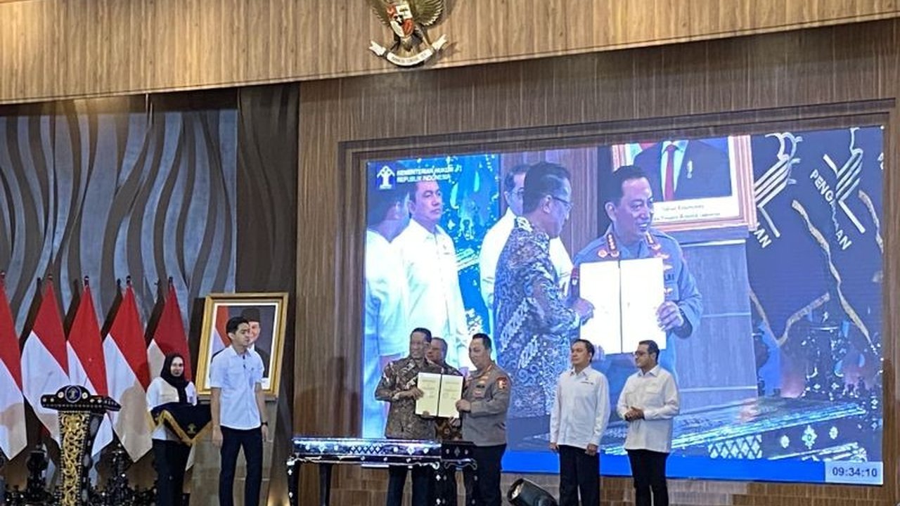 Kementerian Hukum dan HAM (Kemenkumham) berkolaborasi dengan 20 kementerian/lembaga lainnya untuk meningkatkan harmonisasi hukum dan percepatan transformasi digital dalam pelayanan publik.