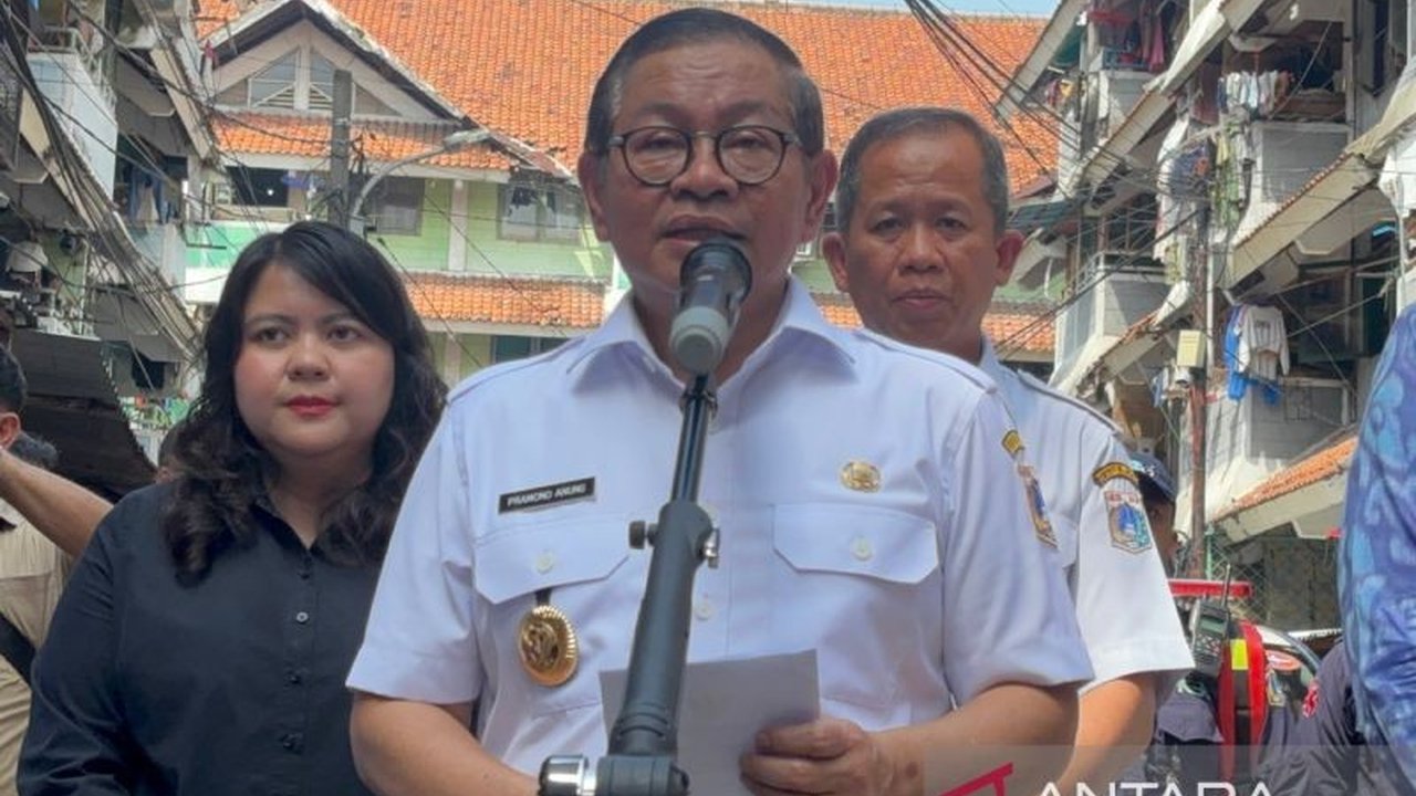 Pemerintah Provinsi DKI Jakarta meluncurkan tiga layanan kesehatan baru, yaitu 'Pasukan Putih', 'JakCare', dan 'JakAmbulans', untuk meningkatkan akses layanan kesehatan bagi warga Jakarta.
