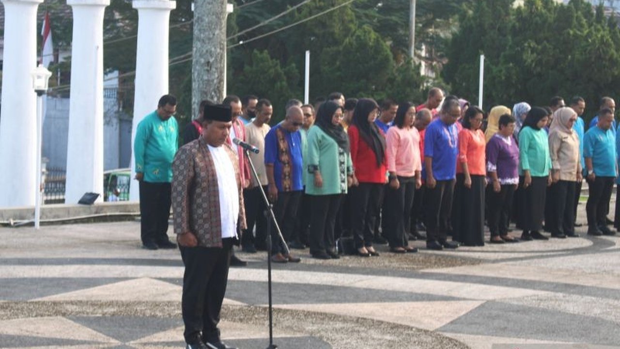 Forkopimda Maluku memperingati Hari Pattimura ke-208 dengan upacara tabur bunga di Taman Makam Pahlawan Kapaha Ambon, mengenang jasa pahlawan nasional Thomas Matulessy.