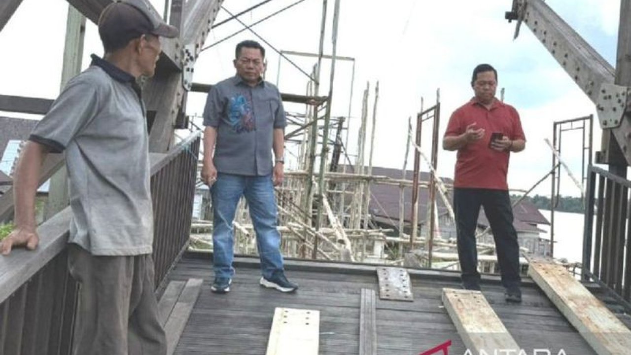Pemkab Kapuas Percepat Pembangunan Jembatan Muara Terusan yang Runtuh