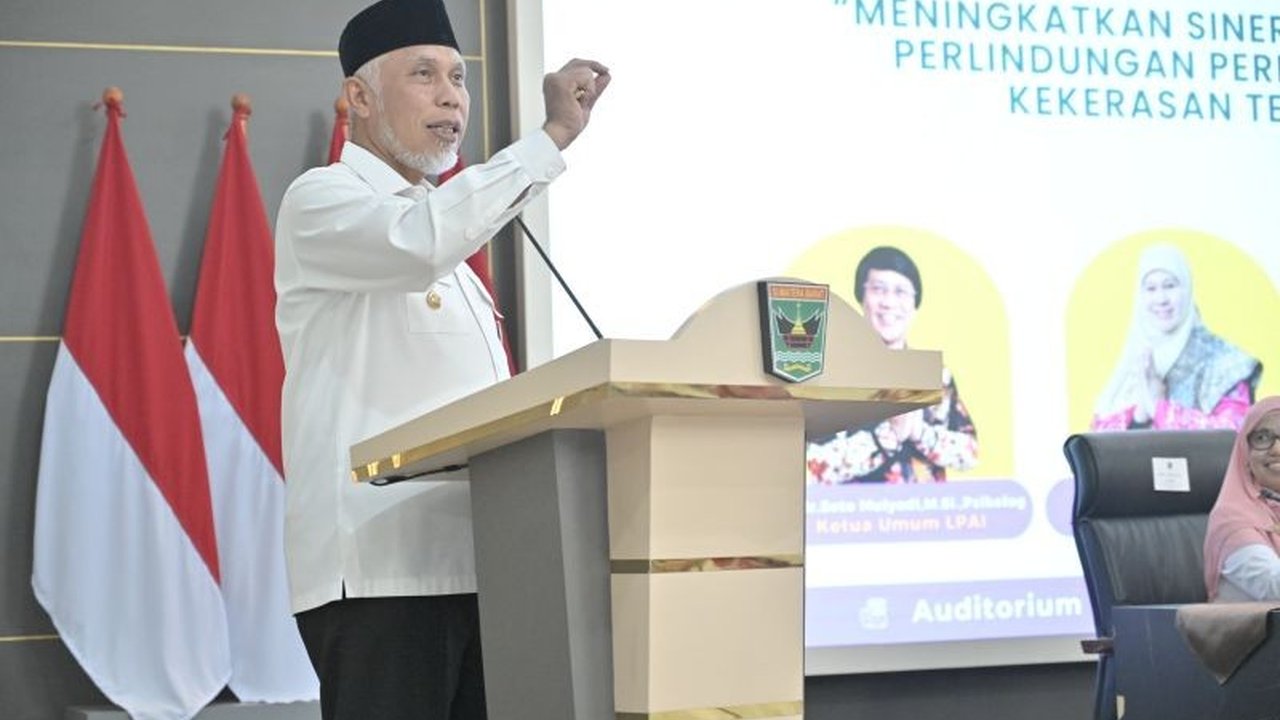 Gubernur Sumatera Barat menyoroti tingginya angka perkawinan anak di Sumbar yang disebabkan oleh kemiskinan, faktor sosial budaya, dan rendahnya pendidikan, serta menyerukan perlindungan anak yang lebih optimal.