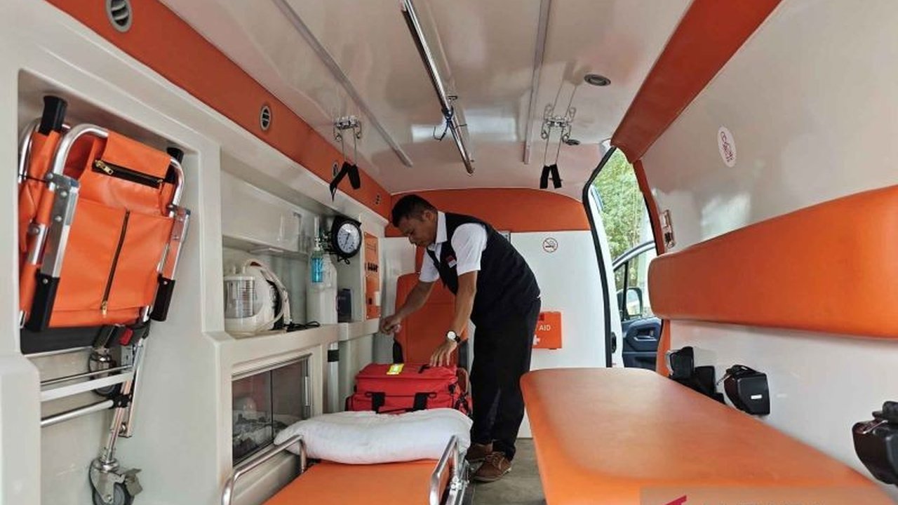 Kementerian Kesehatan memastikan kesiapan tim medis haji selama 24 jam penuh di berbagai lokasi strategis untuk memberikan pelayanan kesehatan optimal bagi jemaah haji Indonesia.