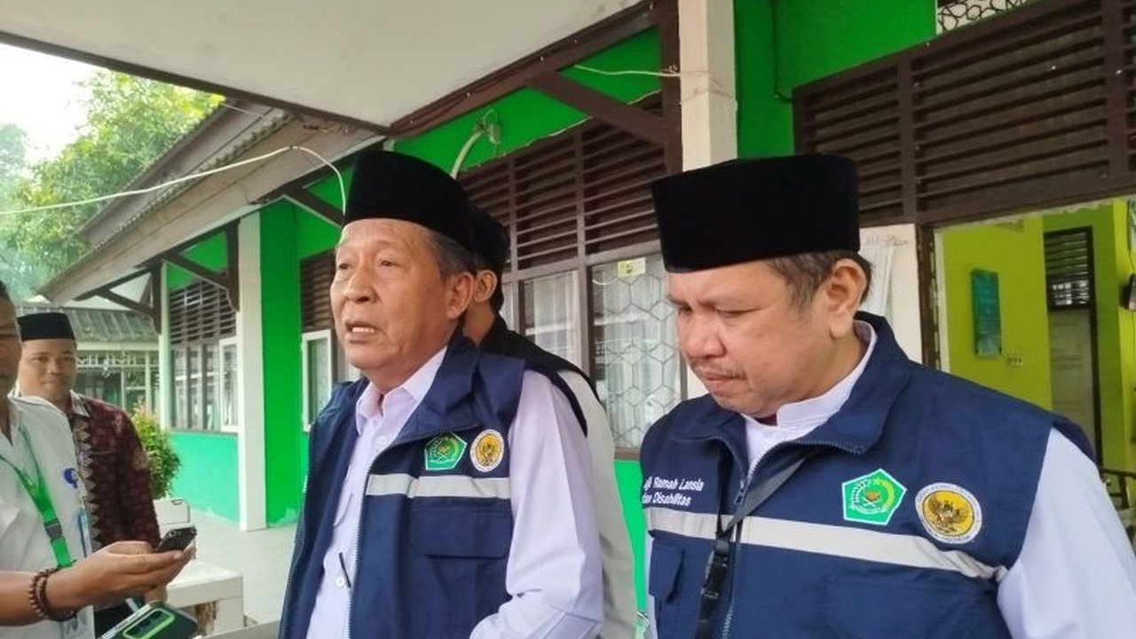Wakil Gubernur Jambi berpesan agar calon haji Jambi tak ragu meminta bantuan petugas selama di Tanah Suci, sementara Pemprov Jambi memberikan dukungan penuh keberangkatan 2.938 jemaah haji.