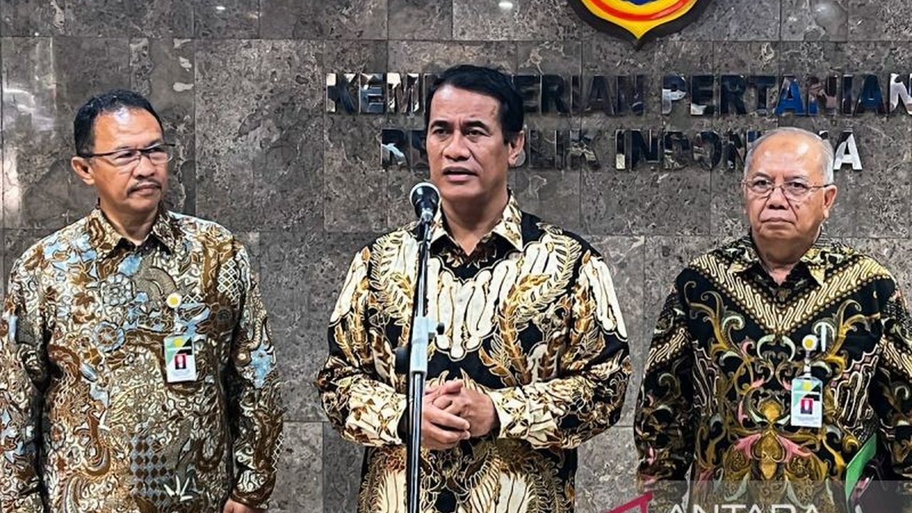 Mentan Tunda Penyaluran Bantuan Beras 10 Kg dan SPHP: Harga Gabah Petani Belum Stabil