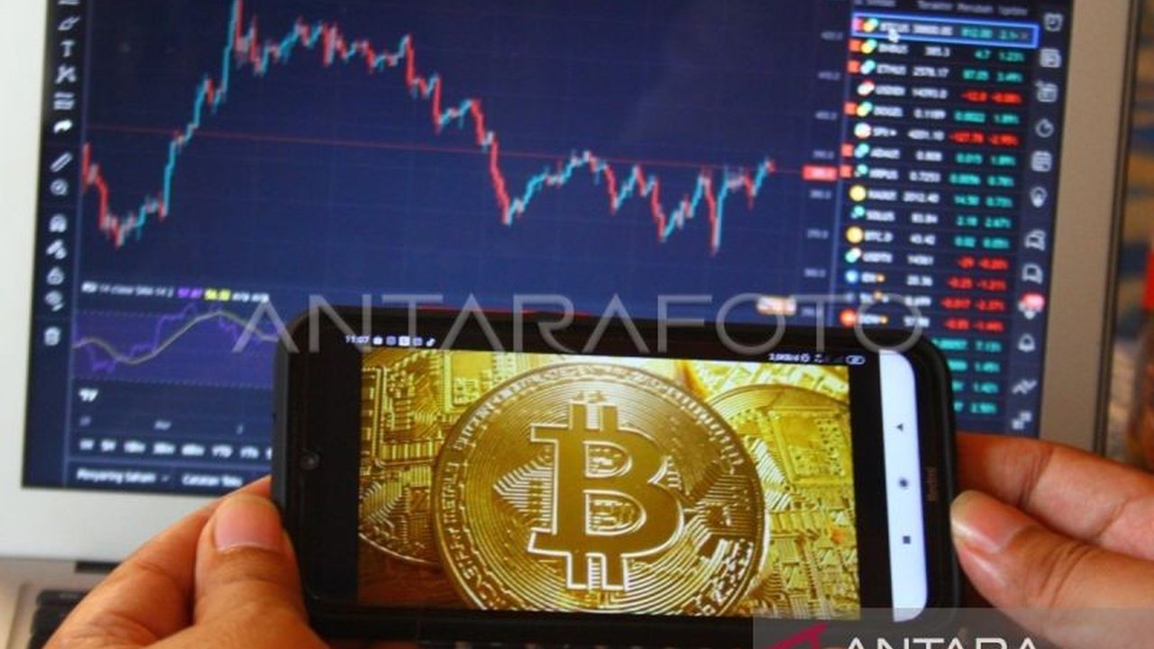 CEO Indodax mengungkapkan Bitcoin telah melampaui Google dan Amazon dalam kapitalisasi pasar, menunjukkan kekuatannya sebagai aset berharga di dunia.