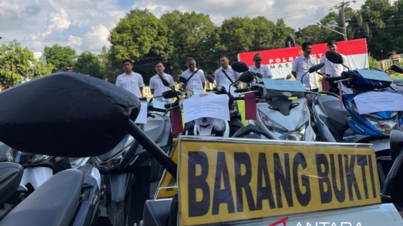 Polresta Cirebon Kembalikan 34 Motor Curian, 11 Tersangka Ditangkap!