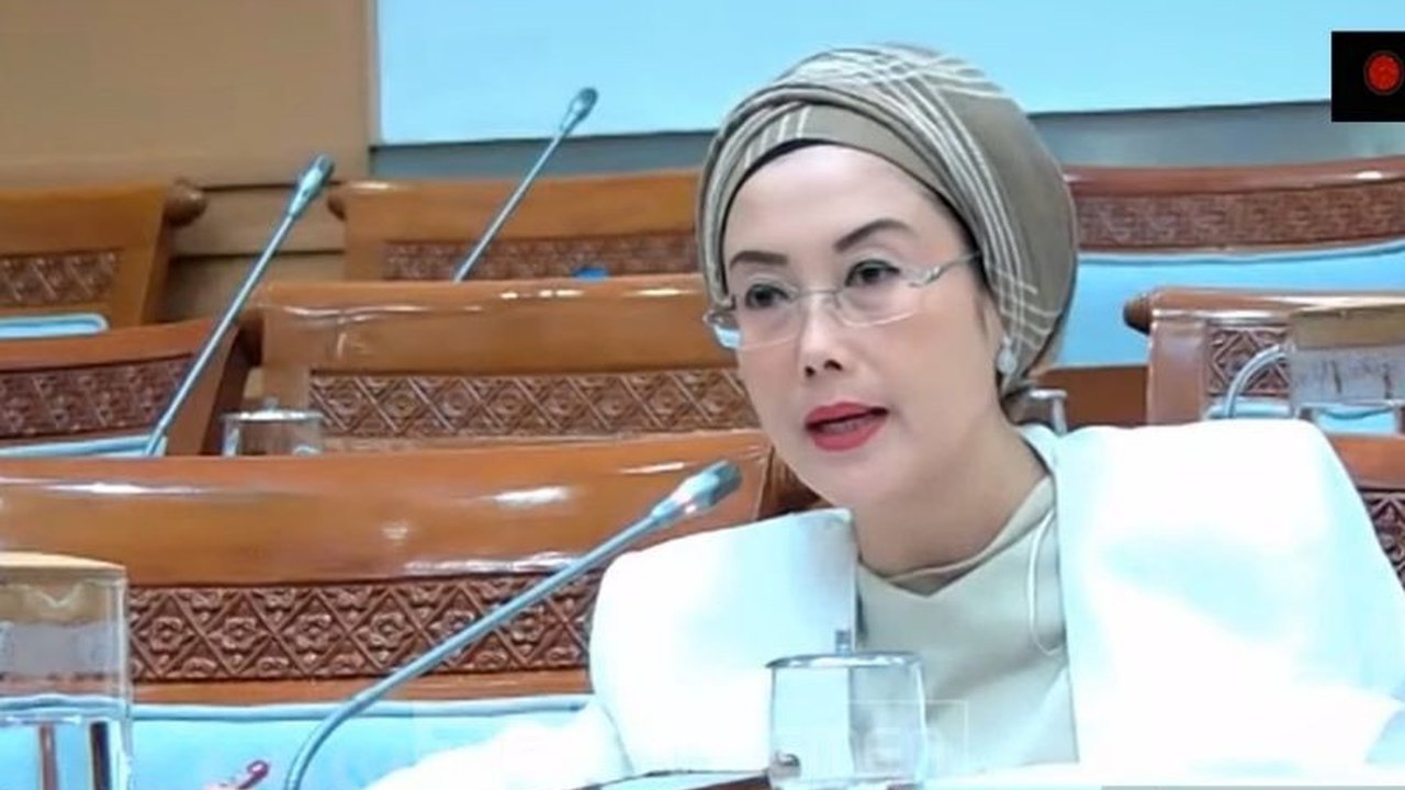 Anggota Komisi VIII DPR RI Selly Andriany Gantina memberikan apresiasi atas keberhasilan Ditjen Imigrasi menekan kasus jamaah haji ilegal, namun tetap mengingatkan perlunya aturan lebih tegas untuk mencegah praktik tersebut terulang.