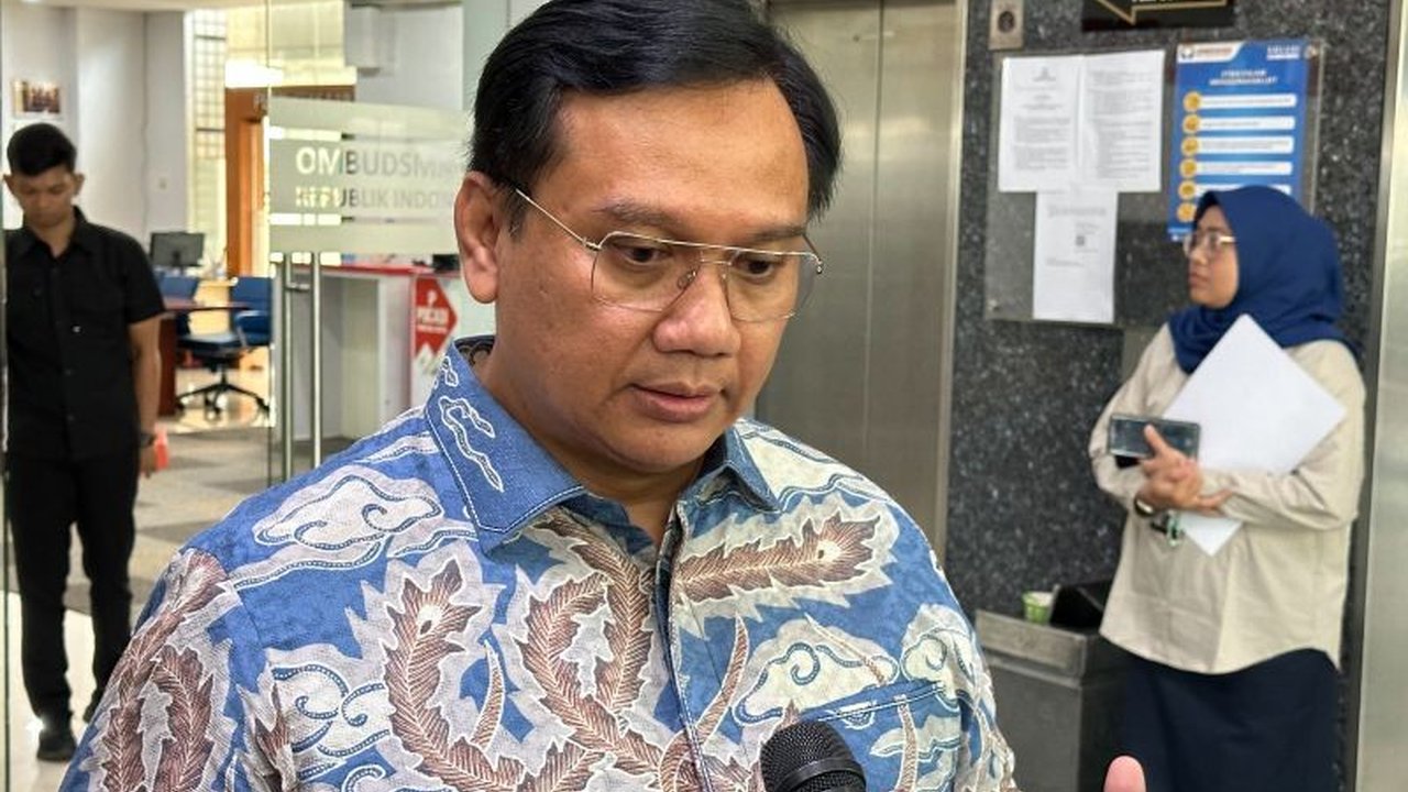 Ombudsman RI mendorong Badan Gizi Nasional (BGN) untuk memberantas praktik calo yayasan dan meningkatkan transparansi serta akuntabilitas program Makan Bergizi Gratis (MBG) yang diluncurkan pada awal 2025.