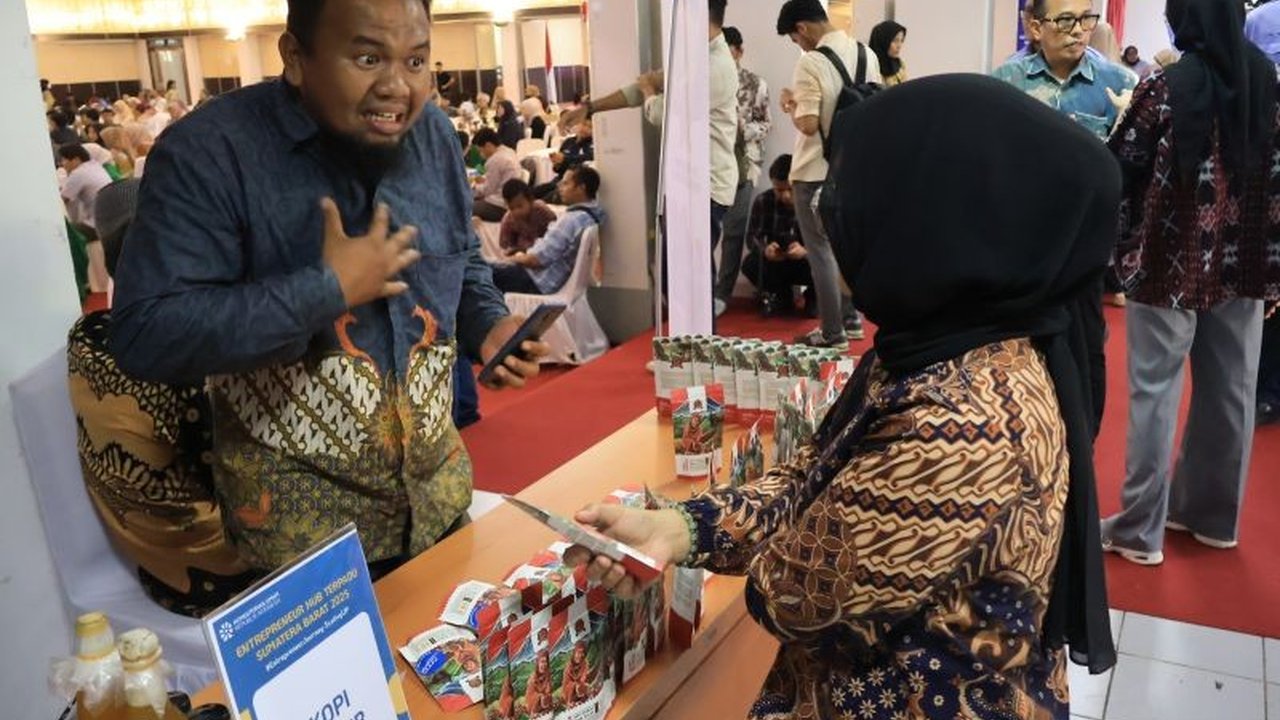 Wakil Menteri UMKM mengakui keterbatasan ilmu pengetahuan dan teknologi sebagai hambatan utama kemajuan UMKM Indonesia,  membutuhkan kolaborasi untuk mencari solusi.