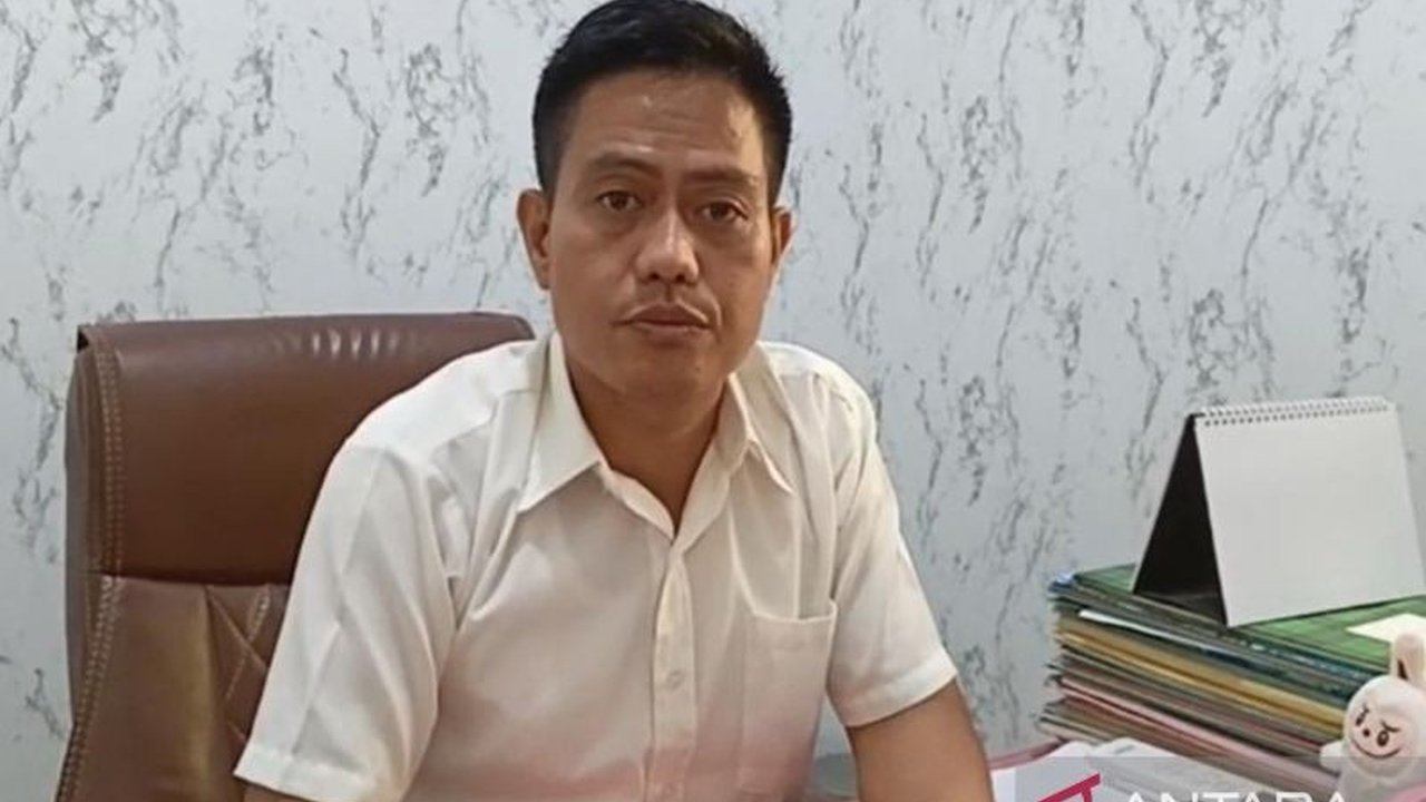 Kepolisian memeriksa enam saksi terkait kebakaran di Kendari yang menewaskan empat balita, sementara penyebab kebakaran masih diselidiki.