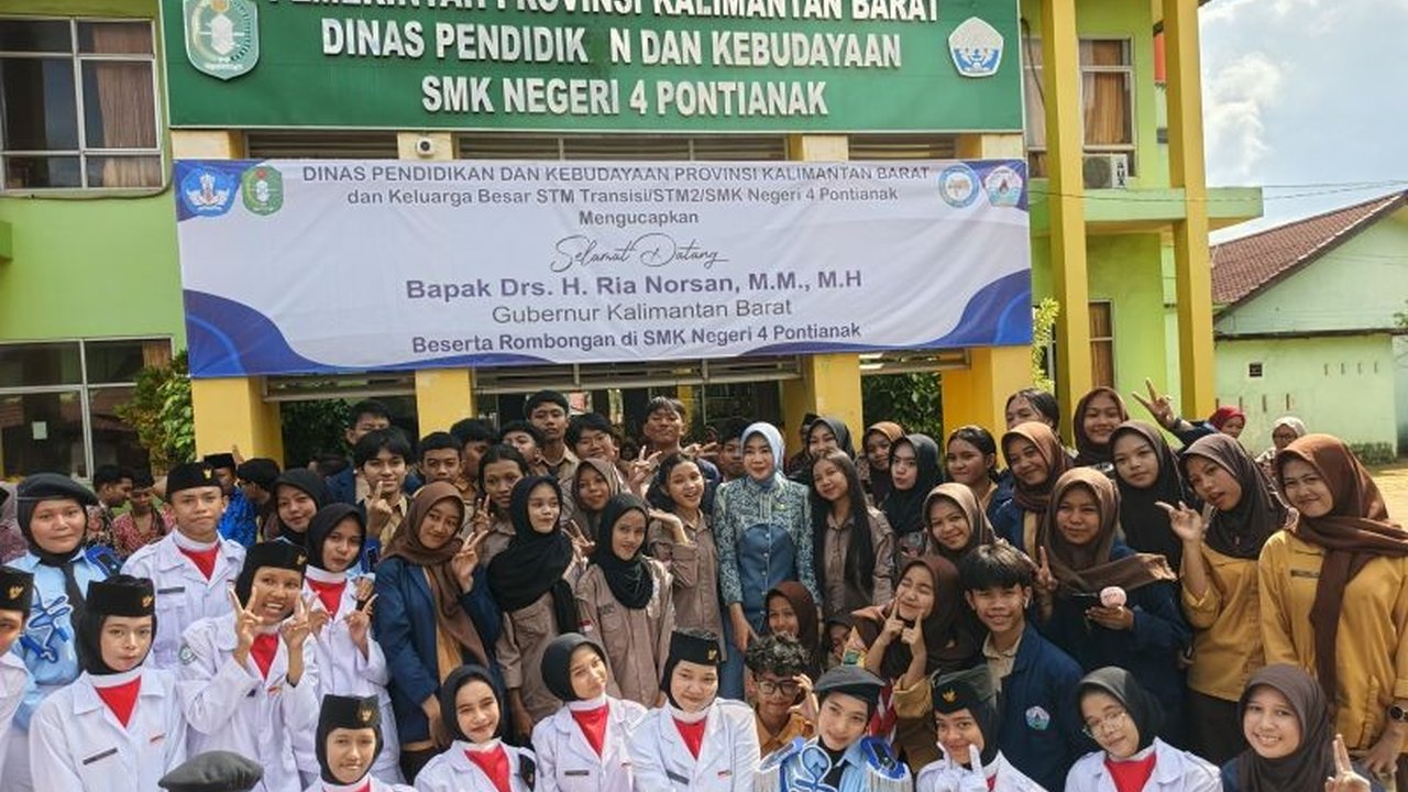 Kalimantan Barat siap laksanakan Sistem Penerimaan Murid Baru (SPMB) tahun ajaran 2025-2026 yang lebih adil, transparan, dan mengakomodasi berbagai jalur penerimaan siswa SMA/SMK.