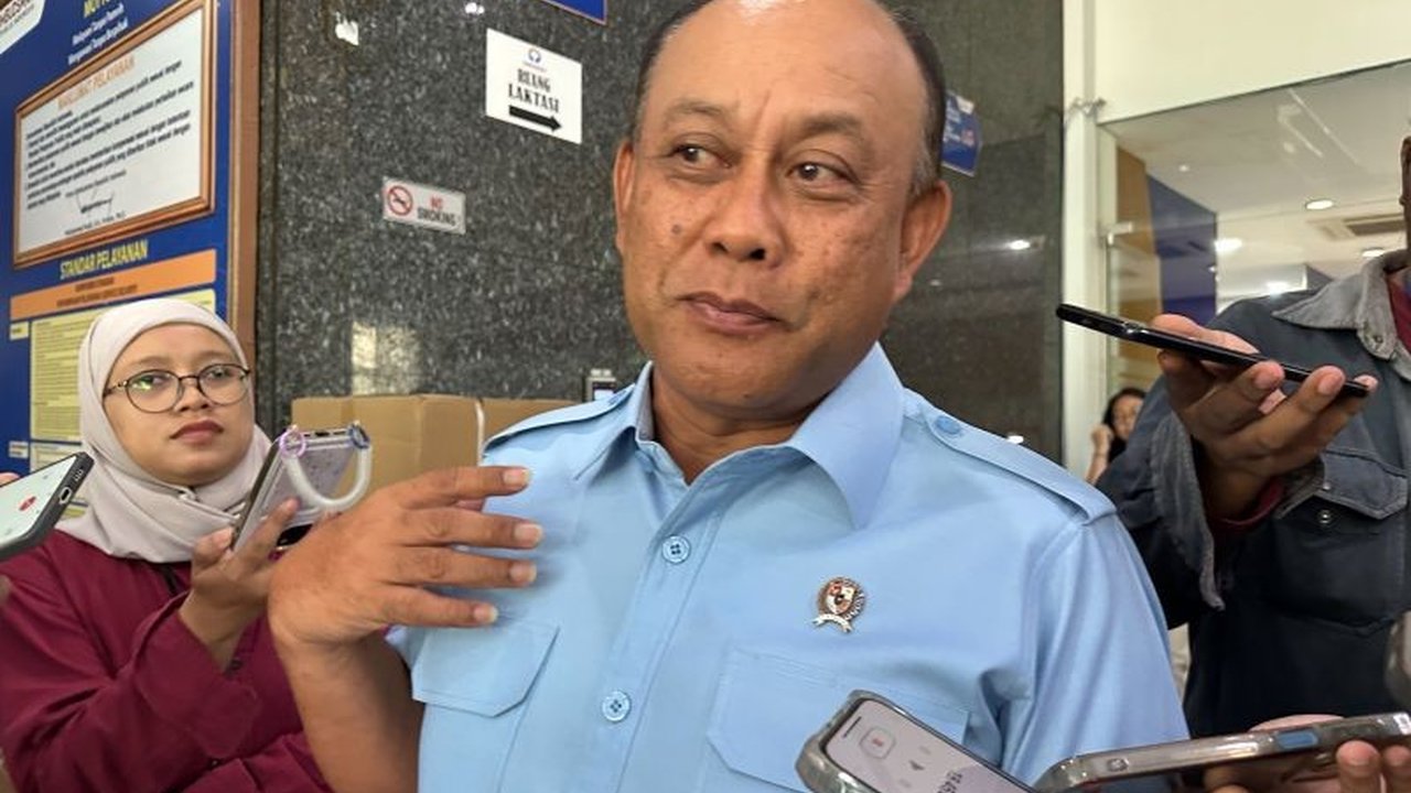 Badan Gizi Nasional (BGN) menargetkan pembangunan 1.542 Satuan Pelayanan Pemenuhan Gizi (SPPG) di seluruh Indonesia selesai pada Agustus 2025, dengan fokus pada daerah terpencil.