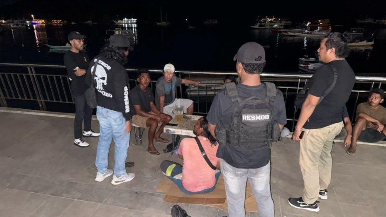 Polres Manggarai Barat gelar patroli gabungan rutin untuk mencegah premanisme dan menjaga stabilitas keamanan di Labuan Bajo, NTT.