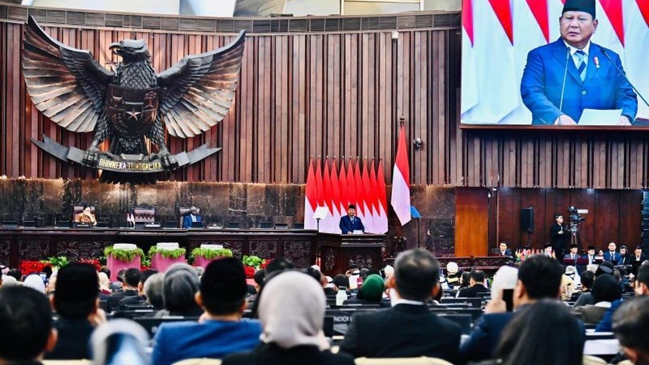 Presiden Prabowo Subianto menegaskan komitmen Indonesia yang tak pernah surut dalam mendukung kemerdekaan Palestina dan menyerukan tindakan nyata bagi perdamaian, bukan hanya wacana.