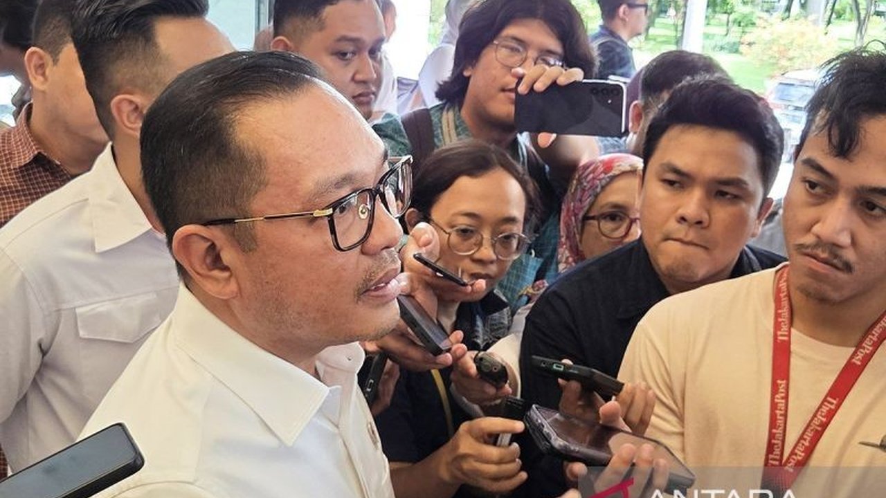 Pemerintah melalui BKPM berkomitmen mendukung penuh investasi Chandra Asri senilai Rp15 triliun di Cilegon, Banten, guna mendorong hilirisasi industri nasional dan mencegah praktik-praktik ilegal.