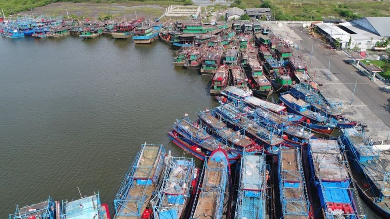 Kementerian Kelautan dan Perikanan (KKP) tekankan pentingnya Vessel Monitoring System (VMS) untuk keberlanjutan sumber daya ikan dan penerapan penangkapan ikan terukur.