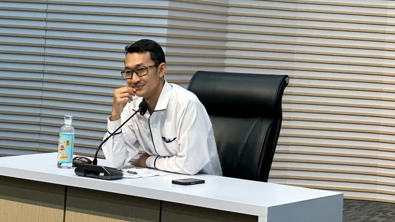 KPK masih menunggu kebutuhan penyidik sebelum memanggil Ridwan Kamil terkait kasus dugaan korupsi di Bank BJB, meskipun motornya telah disita sebagai barang bukti.