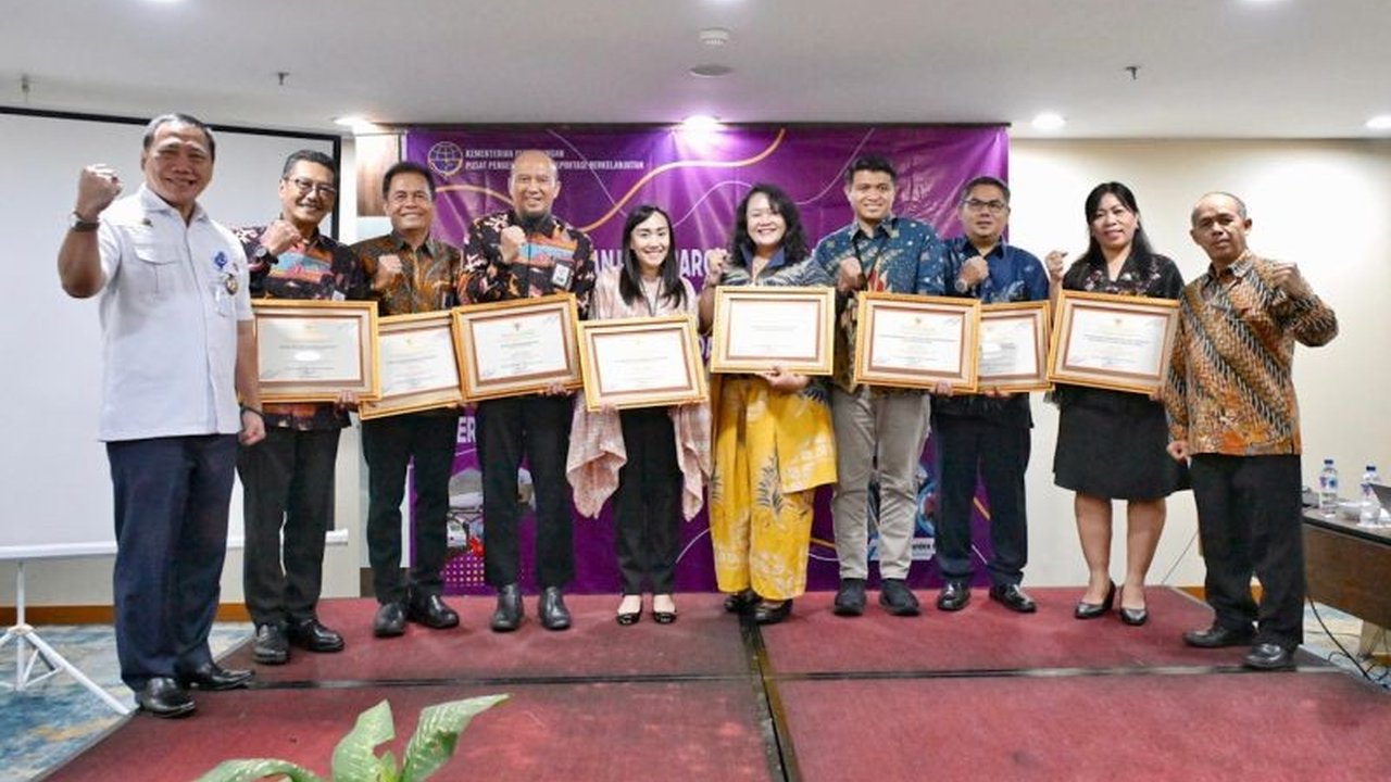 UPBU Kalimarau Raih Penghargaan Pelayanan Prima Kemenhub 2024