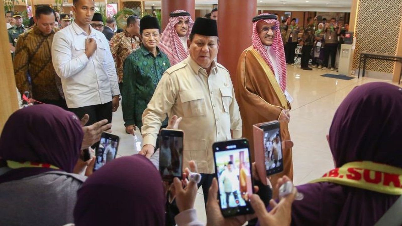 Terminal 2F Bandara Soekarno-Hatta resmi beroperasi sebagai terminal khusus haji dan umrah, menawarkan fasilitas modern dan pelayanan prima untuk meningkatkan kenyamanan jamaah.