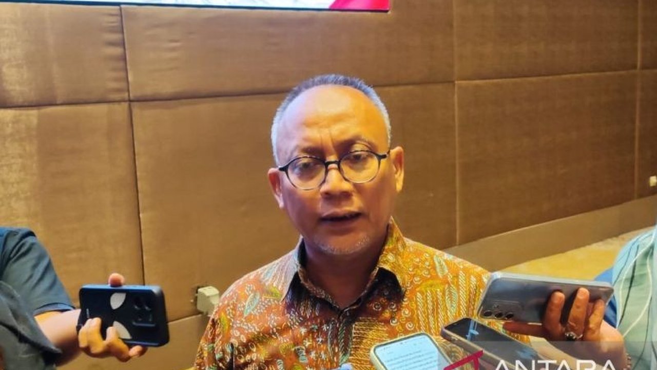 Otoritas Jasa Keuangan (OJK) Banten memastikan proses pembentukan Kelompok Usaha Bank (KUB) antara Bank Banten dan Bank Jatim hampir rampung dan ditargetkan selesai pada Mei atau Juni 2024.