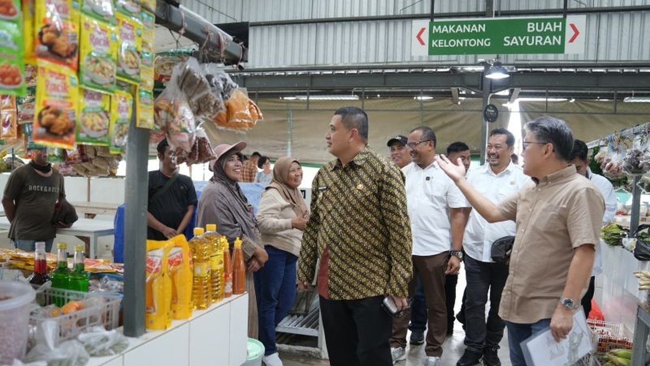 Pemerintah Kota Makassar berencana memodernisasi pasar tradisional, dimulai dari Pasar Toddopuli, dengan suntikan dana APBD untuk meningkatkan kenyamanan dan daya saing.