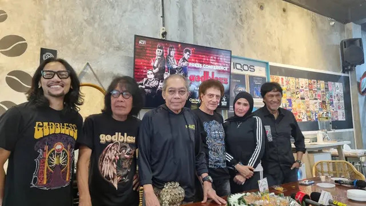 God Bless jelang menggelar konser dalam format akustik di Balai Sarbini, Jakarta, pada 17 Mei 2025. (Dok. via M. Altaf Jauhar)