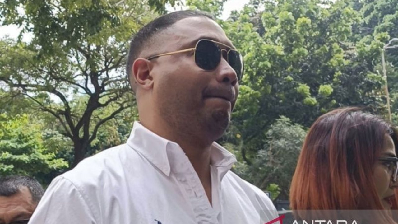 Musisi Rayen Pono berharap proses hukum atas laporan dugaan penghinaan dan pencemaran nama baik yang dilakukan Ahmad Dhani berjalan lancar dan adil di Polda Metro Jaya.