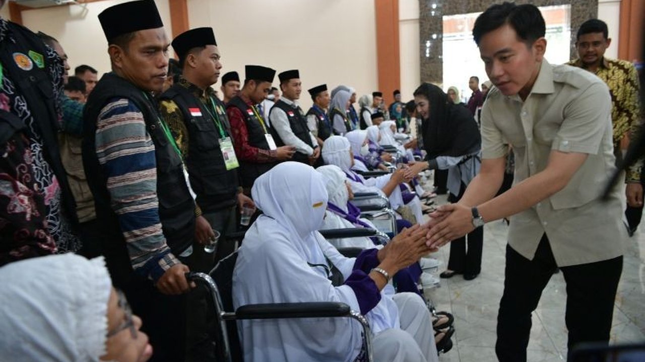 Wakil Presiden Gibran Rakabuming Raka menekankan pentingnya prioritas layanan bagi lansia dalam penyelenggaraan ibadah haji tahun ini,  mengunjungi Asrama Haji Medan dan meninjau kesiapan petugas.